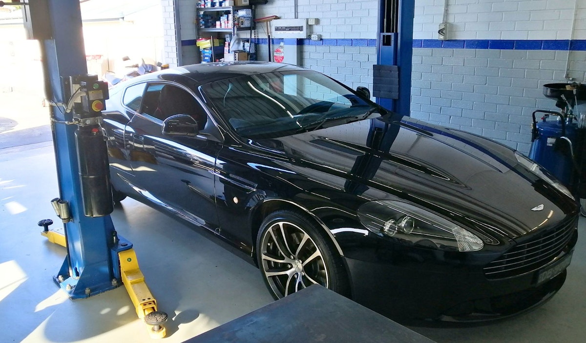 Aston Martin DB9 servicing at Round Men Automotive